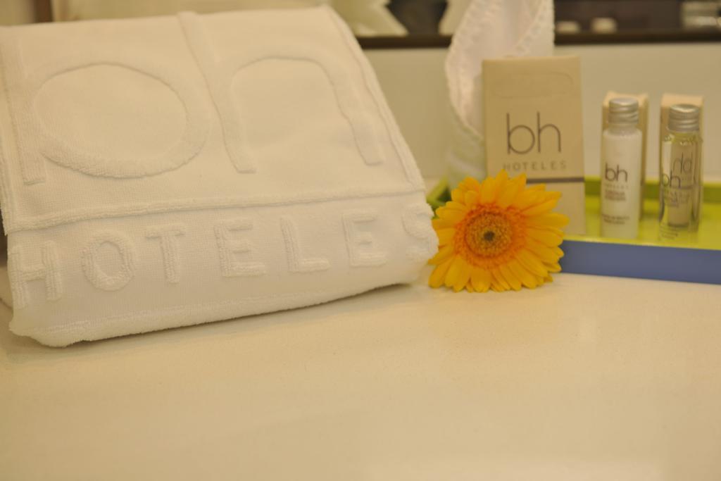 Hotel Bh Usaquen Bogota Exterior photo